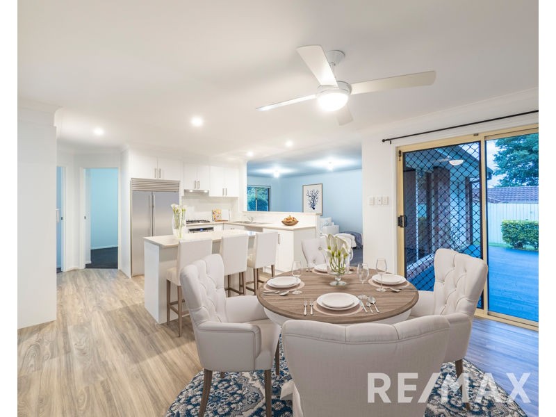 6 Bloomsbury Crescent, Moggill QLD 4070