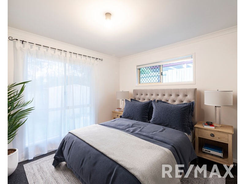 6 Bloomsbury Crescent, Moggill QLD 4070