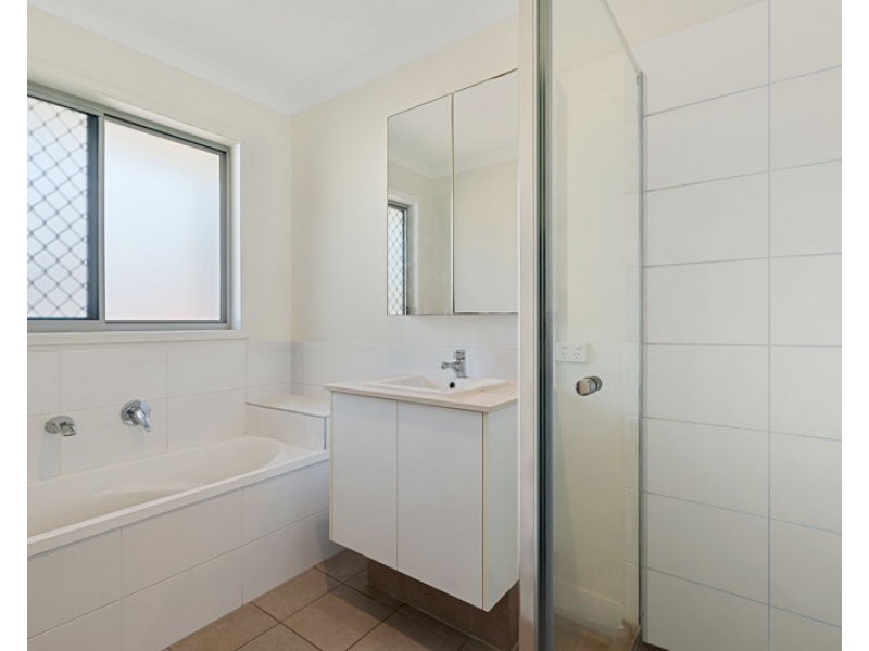 53 Centenary Court, Warner QLD 4500