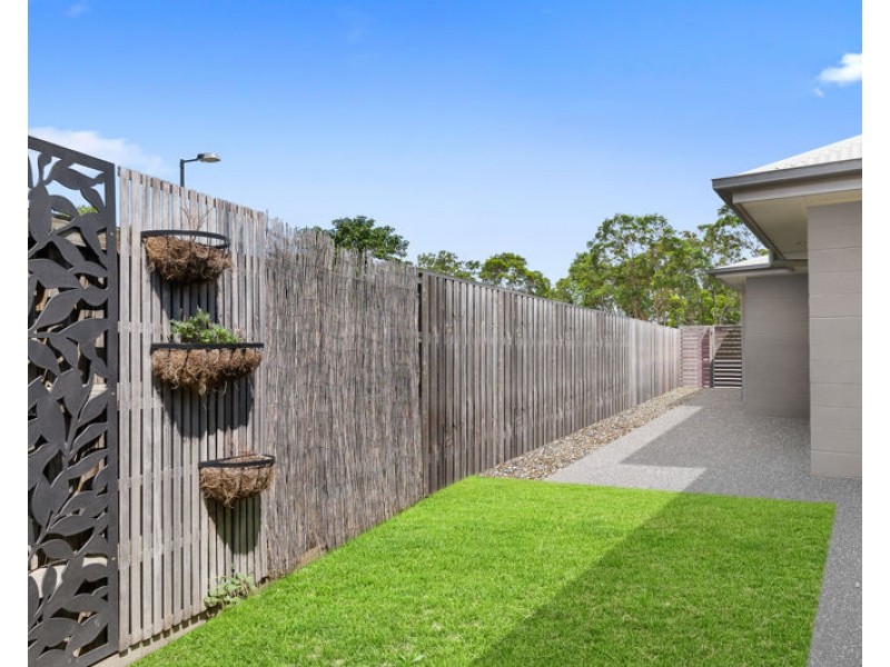 53 Centenary Court, Warner QLD 4500