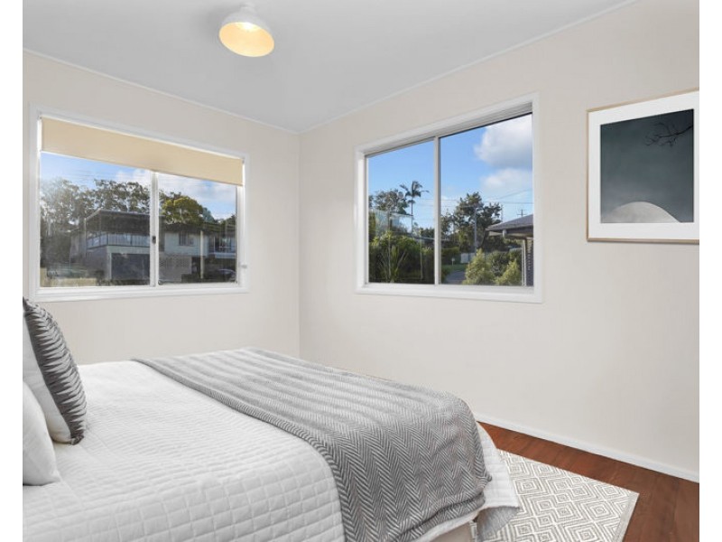 2 Onslow Street, Arana Hills QLD 4054