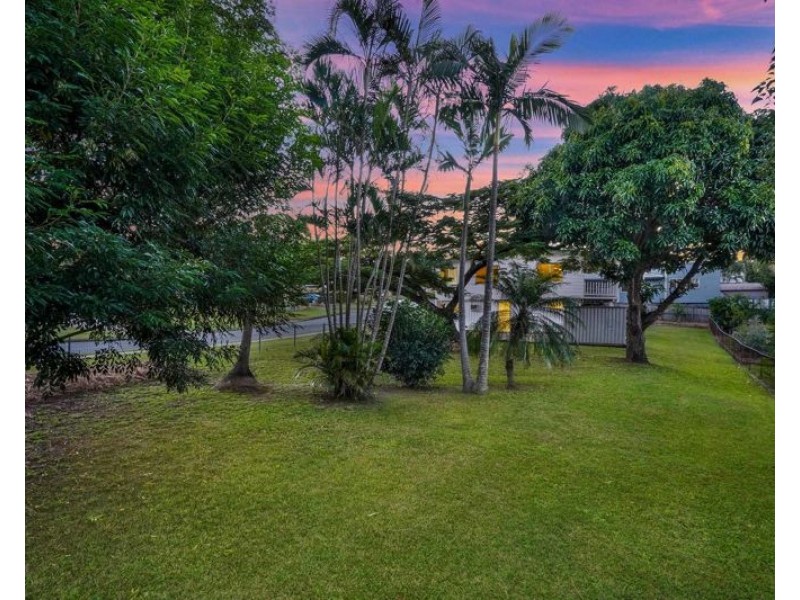2 Onslow Street, Arana Hills QLD 4054