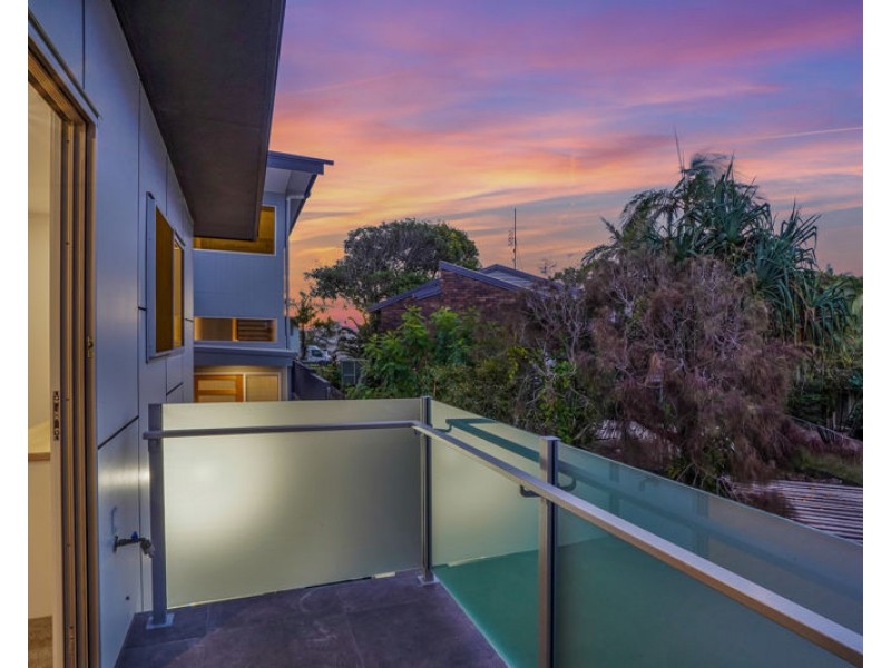 2/11 First Avenue, Coolum Beach QLD 4573