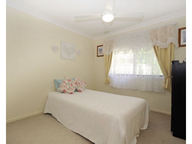 1 Firewheel Court, Eatons Hill QLD 4037