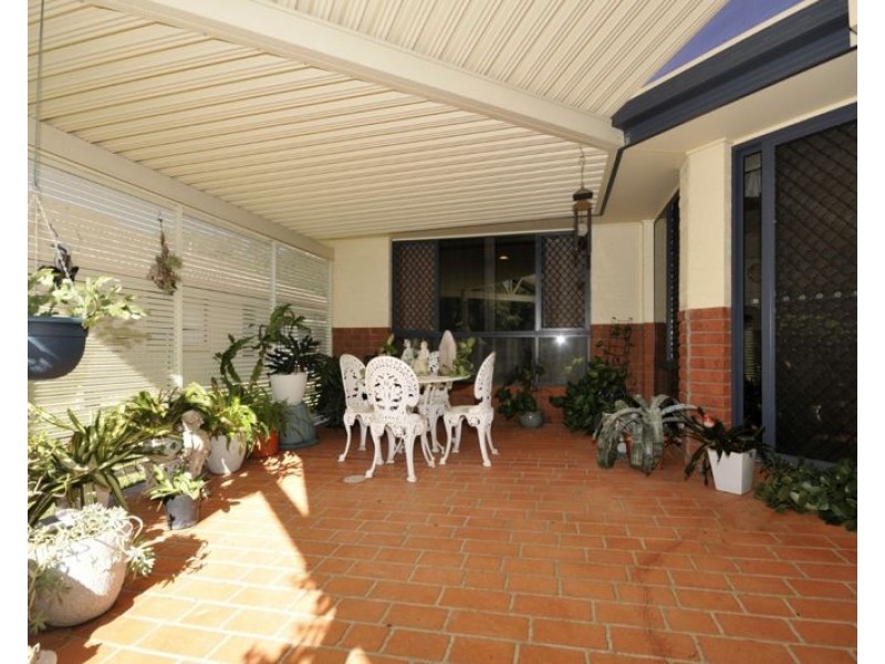 1 Firewheel Court, Eatons Hill QLD 4037