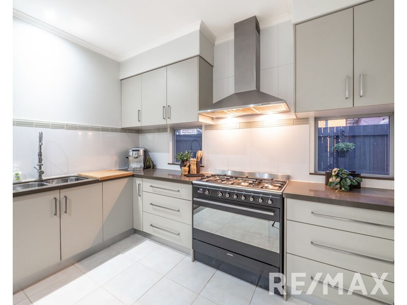 58 Swan Parade, Warner QLD 4500