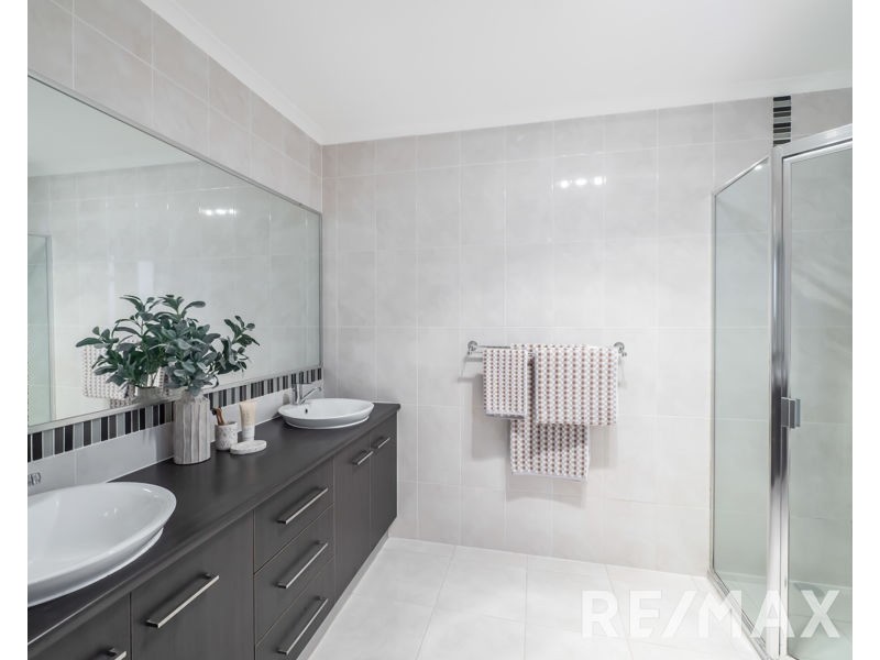 58 Swan Parade, Warner QLD 4500