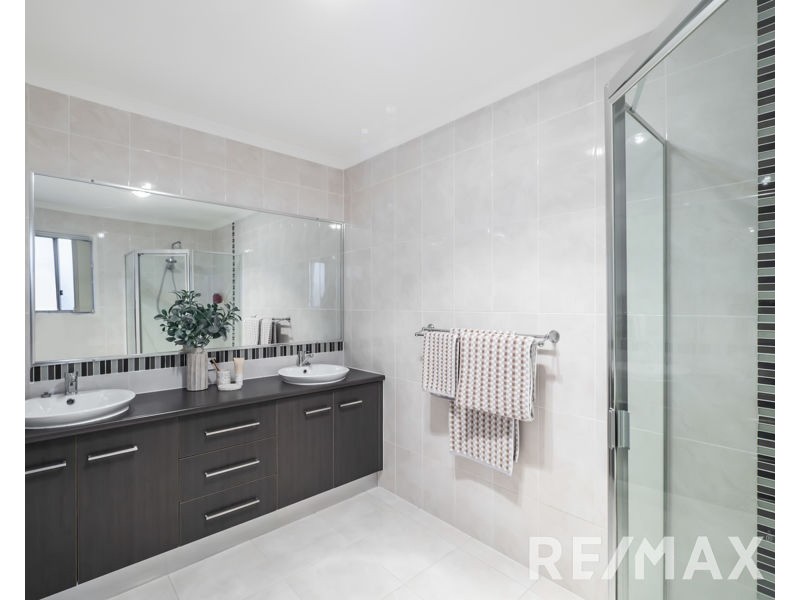 58 Swan Parade, Warner QLD 4500