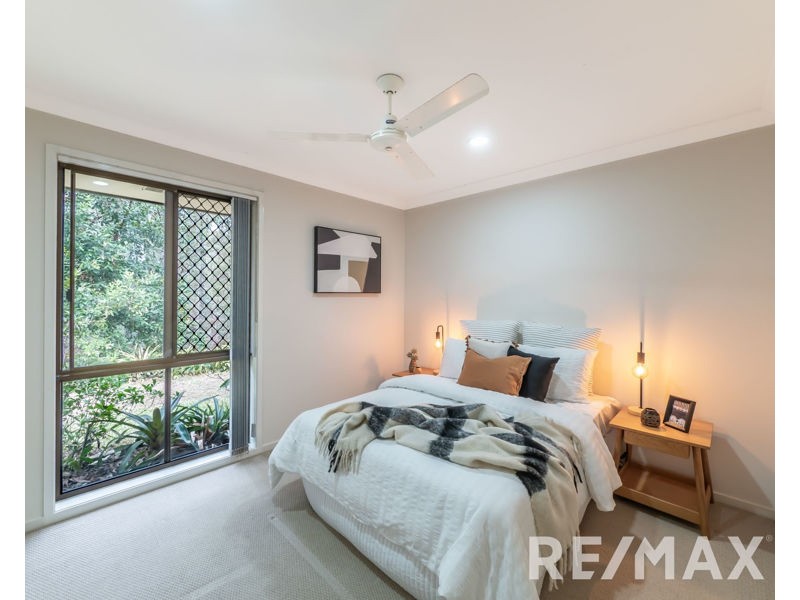 2 Lambert Court, Eatons Hill QLD 4037