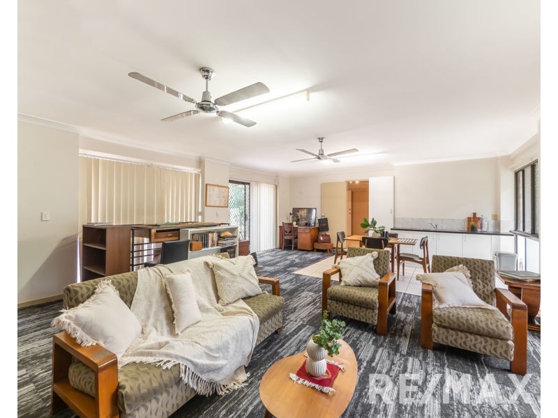 2 Lambert Court, Eatons Hill QLD 4037
