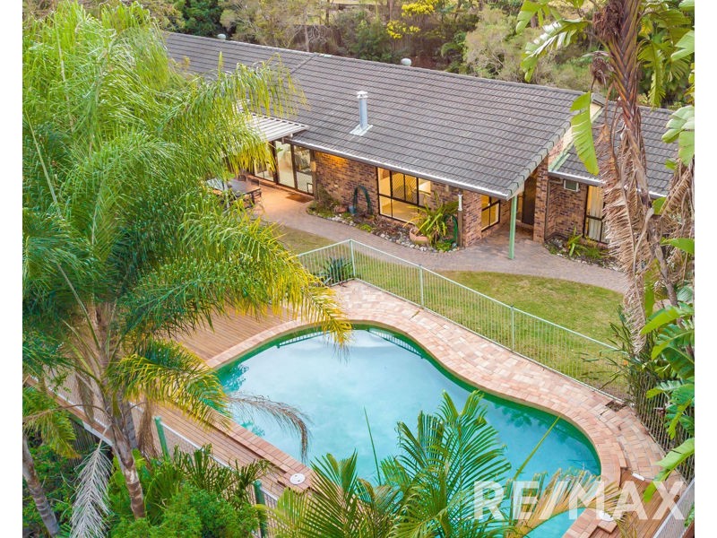 2 Lambert Court, Eatons Hill QLD 4037