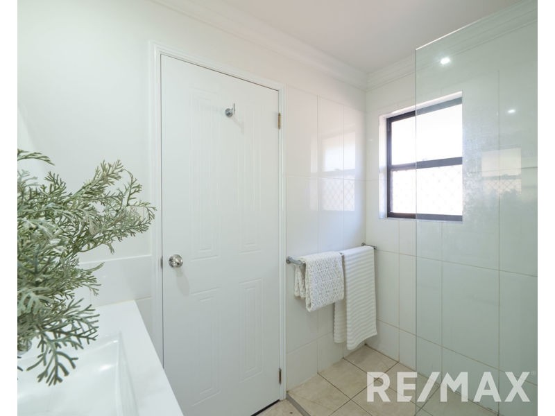 31 Narrabeen Road, Albany Creek QLD 4035