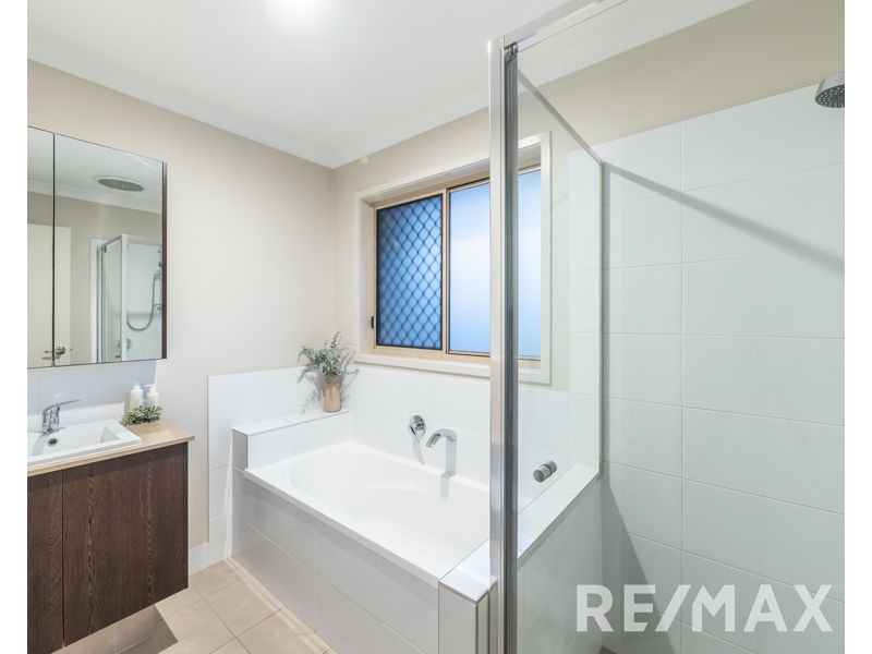 57 Centenary Court, Warner QLD 4500