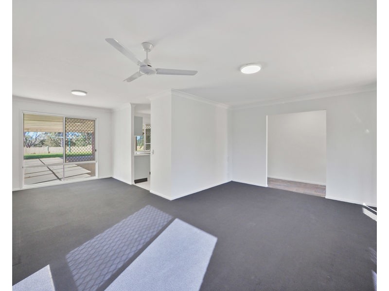 5 Listonia Drive, Albany Creek QLD 4035