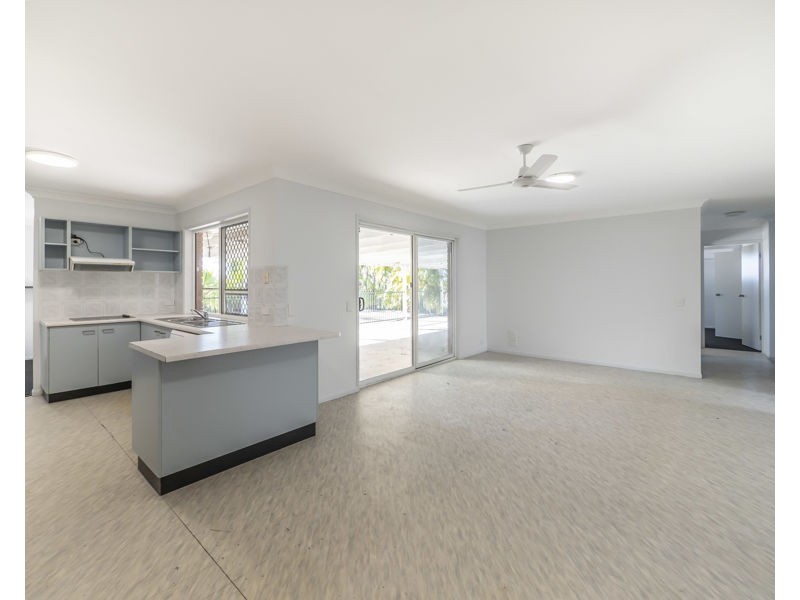 5 Listonia Drive, Albany Creek QLD 4035