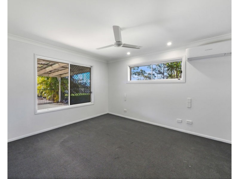 5 Listonia Drive, Albany Creek QLD 4035