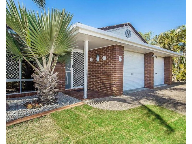 5 Listonia Drive, Albany Creek QLD 4035
