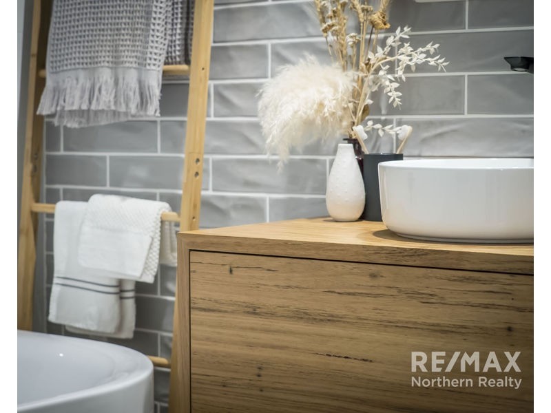 66 Thiess Drive, Albany Creek QLD 4035