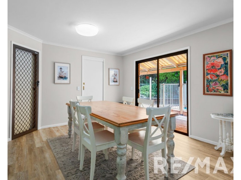 6 Pegasus Avenue, Eatons Hill QLD 4037