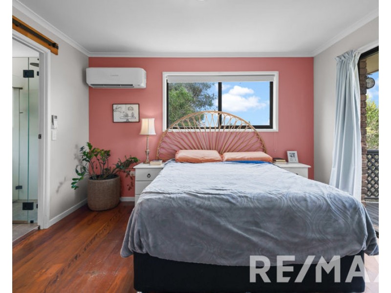 6 Pegasus Avenue, Eatons Hill QLD 4037