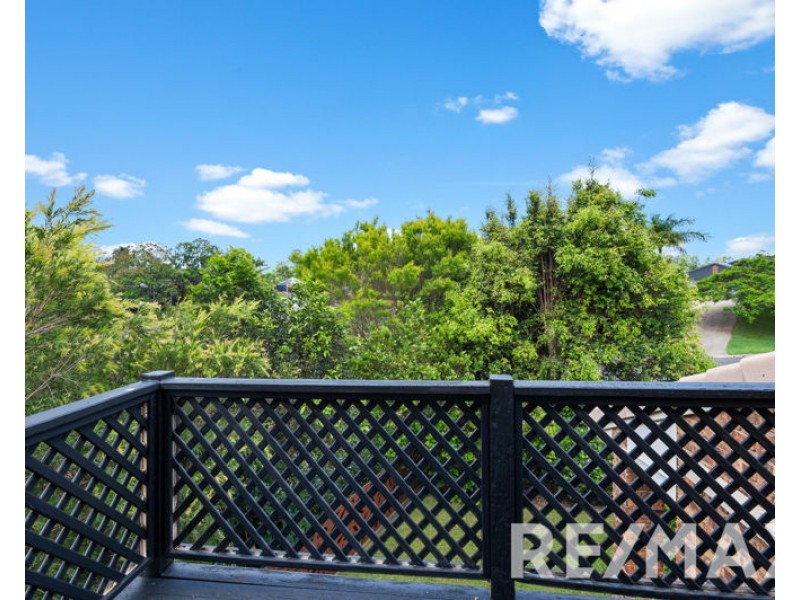6 Pegasus Avenue, Eatons Hill QLD 4037