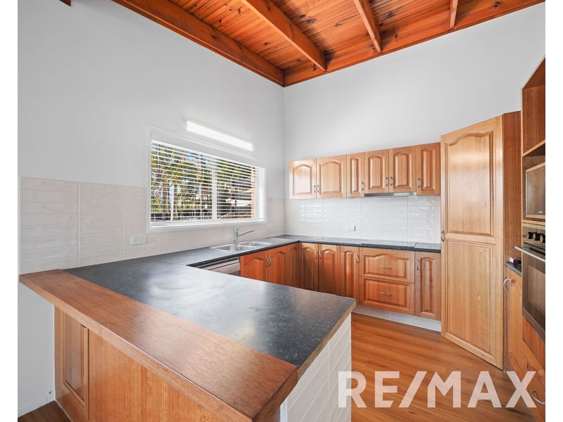 7 Sharon Ct, Albany Creek QLD 4035