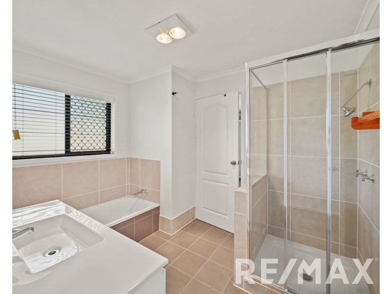 7 Sharon Ct, Albany Creek QLD 4035