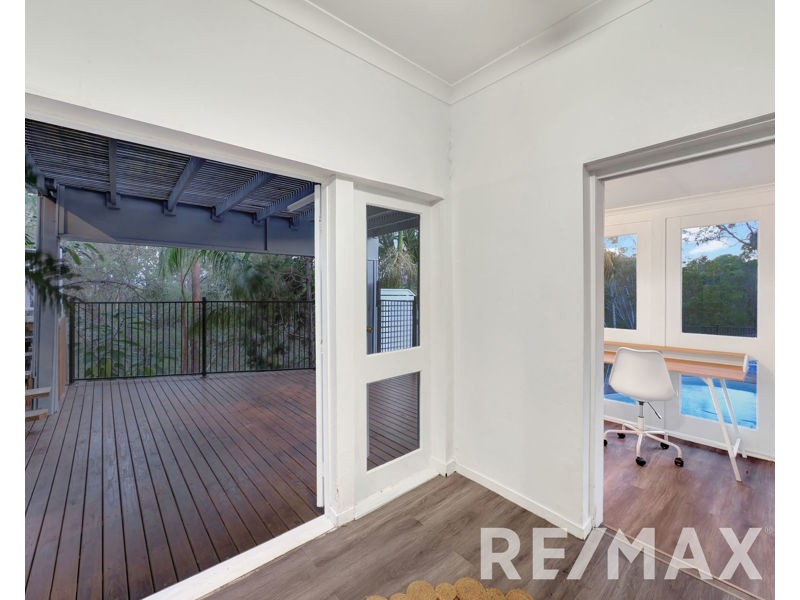 14 Minerva Court, Eatons Hill QLD 4037