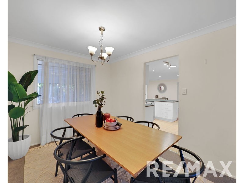 49 Saraband Drive, Eatons Hill QLD 4037