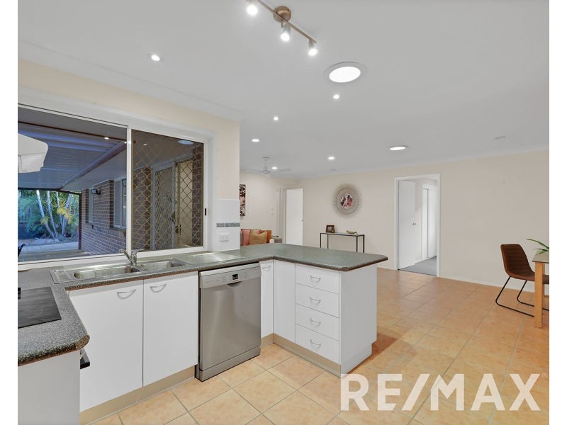 49 Saraband Drive, Eatons Hill QLD 4037