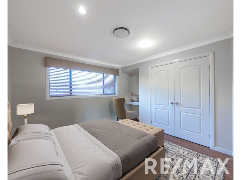 36 Palmetto Place, Bridgeman Downs QLD 4035