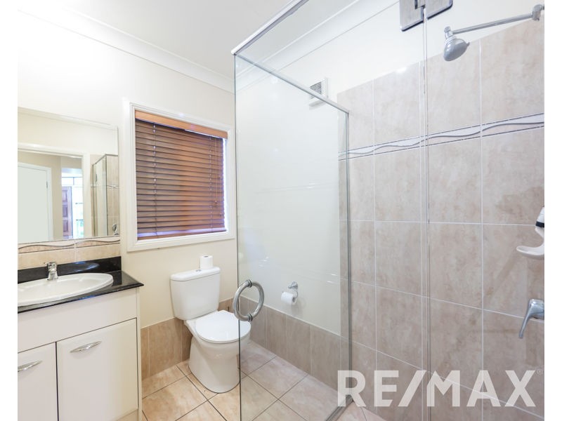 36 Palmetto Place, Bridgeman Downs QLD 4035