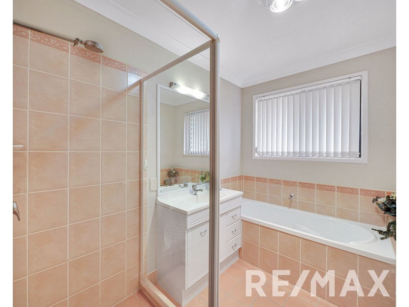 9 Jacqueline Court, Everton Hills QLD 4053