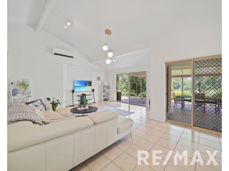 4 Tammy Court, Eatons Hill QLD 4037