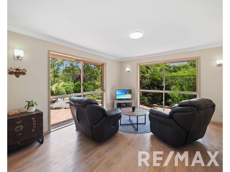 4 Tammy Court, Eatons Hill QLD 4037