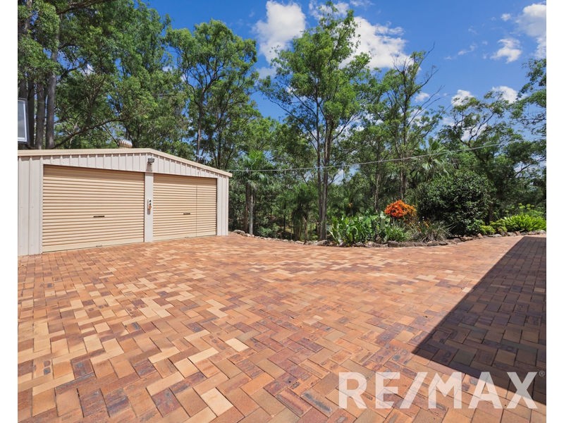 4 Tammy Court, Eatons Hill QLD 4037