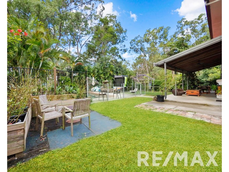 7 Sarah Court, Eatons Hill QLD 4037