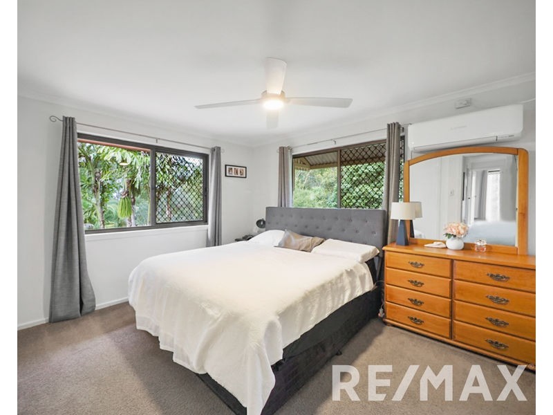 7 Sarah Court, Eatons Hill QLD 4037