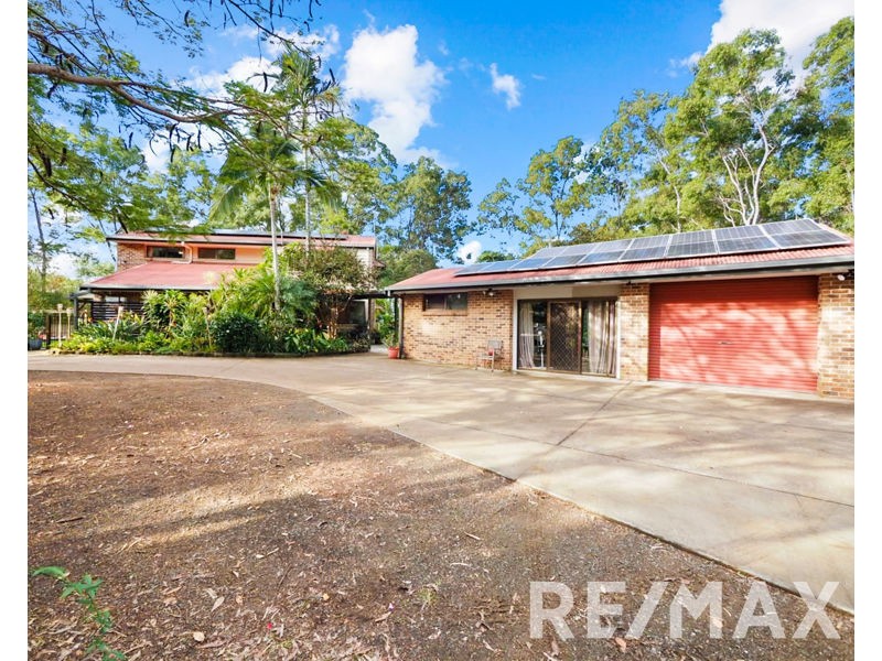7 Sarah Court, Eatons Hill QLD 4037
