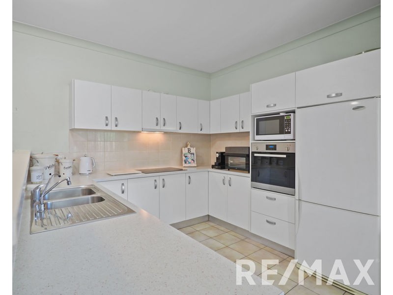 755 South Pine Road, Albany Creek QLD 4035