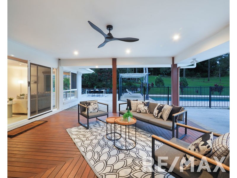 6 Equestrian Court, Highvale QLD 4520