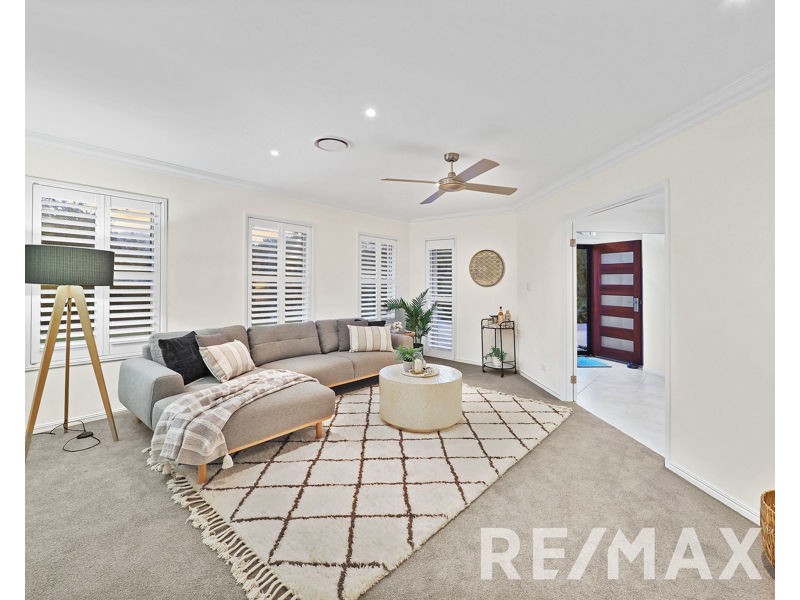 6 Equestrian Court, Highvale QLD 4520