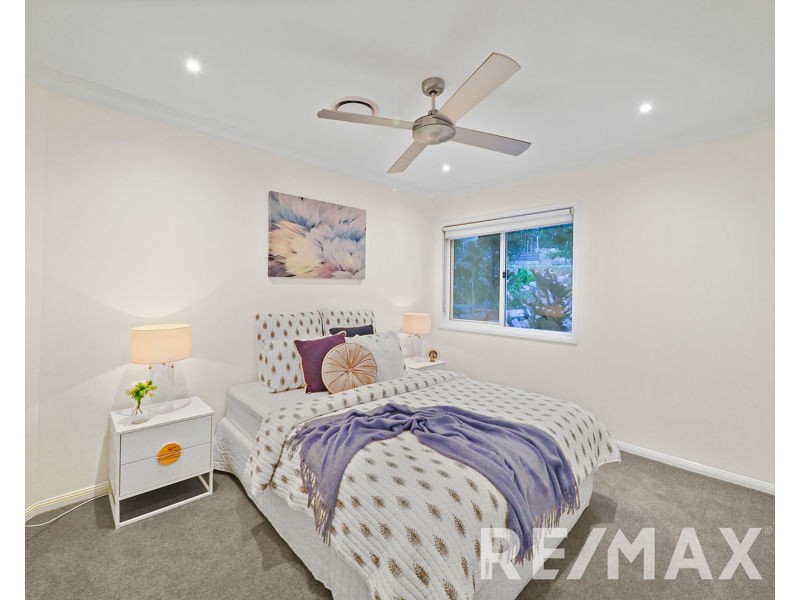 6 Equestrian Court, Highvale QLD 4520