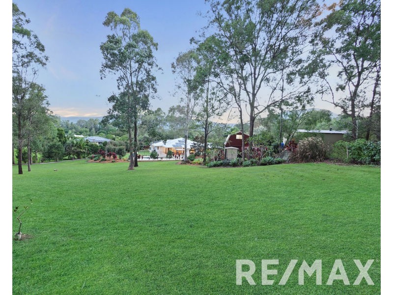 6 Equestrian Court, Highvale QLD 4520