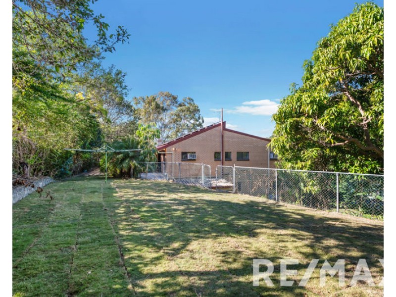 5 Juno Court, Eatons Hill QLD 4037