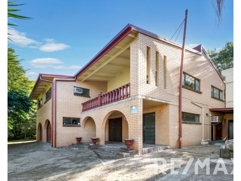 5 Juno Court, Eatons Hill QLD 4037