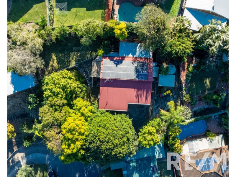 5 Juno Court, Eatons Hill QLD 4037