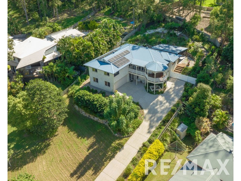 6 Foambark Court, Eatons Hill QLD 4037