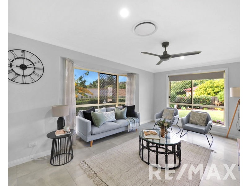 3 Coogee Place, Albany Creek QLD 4035