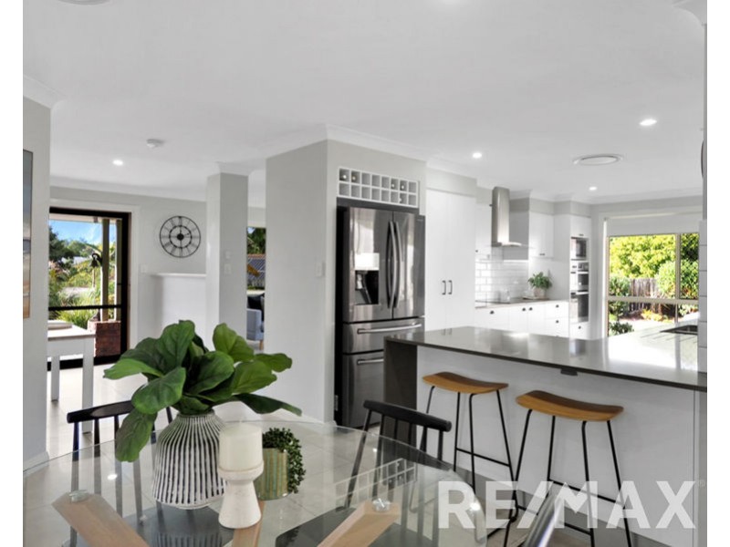 3 Coogee Place, Albany Creek QLD 4035